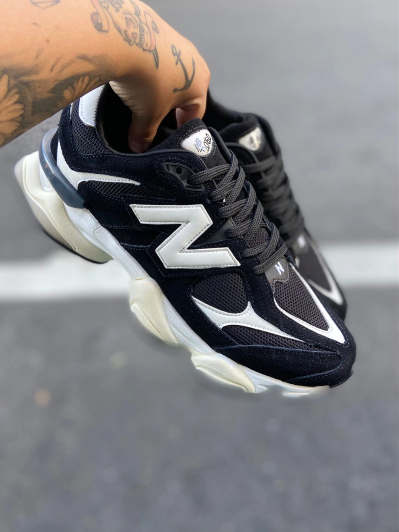 Tênis New Balance 9060