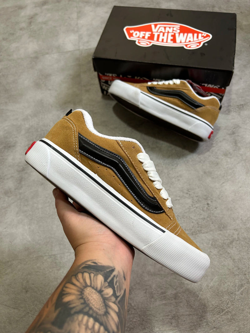 Tênis Vans Knu Skool Feminino