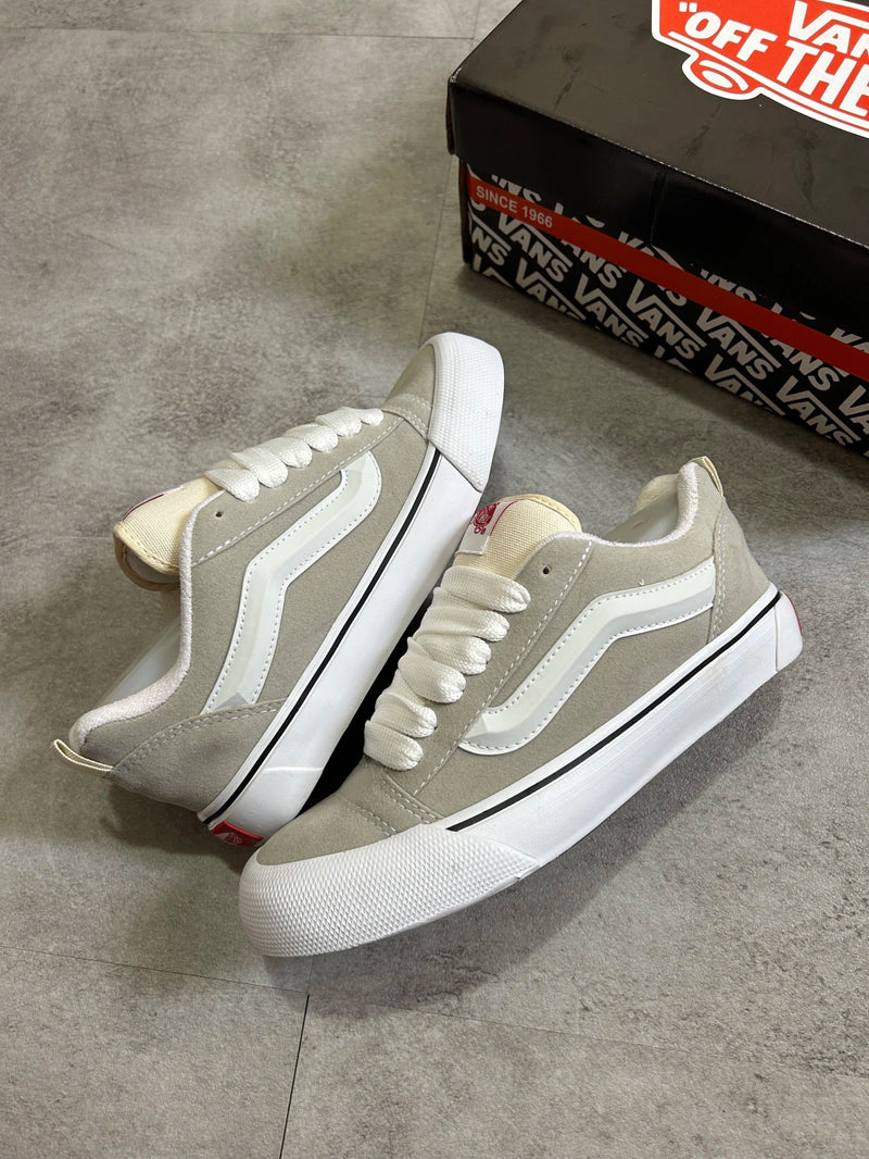 Tênis Vans Knu Skool Feminino