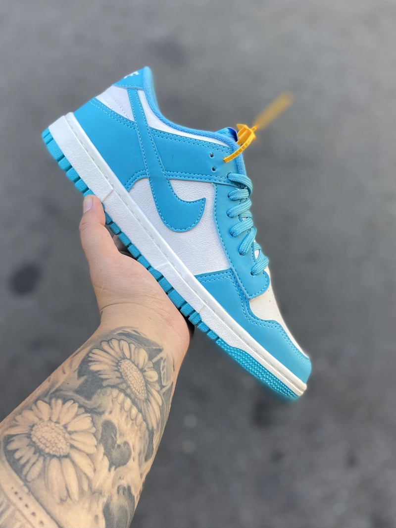 Tênis - SB Dunk Low "UNC"