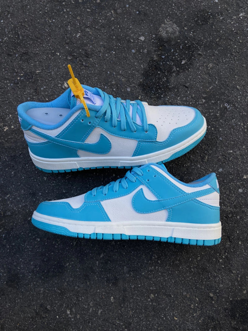 Tênis - SB Dunk Low "UNC"