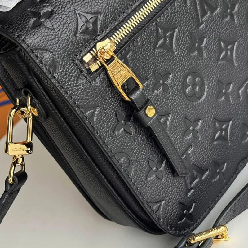 LV Pochette Métis Preta Noir