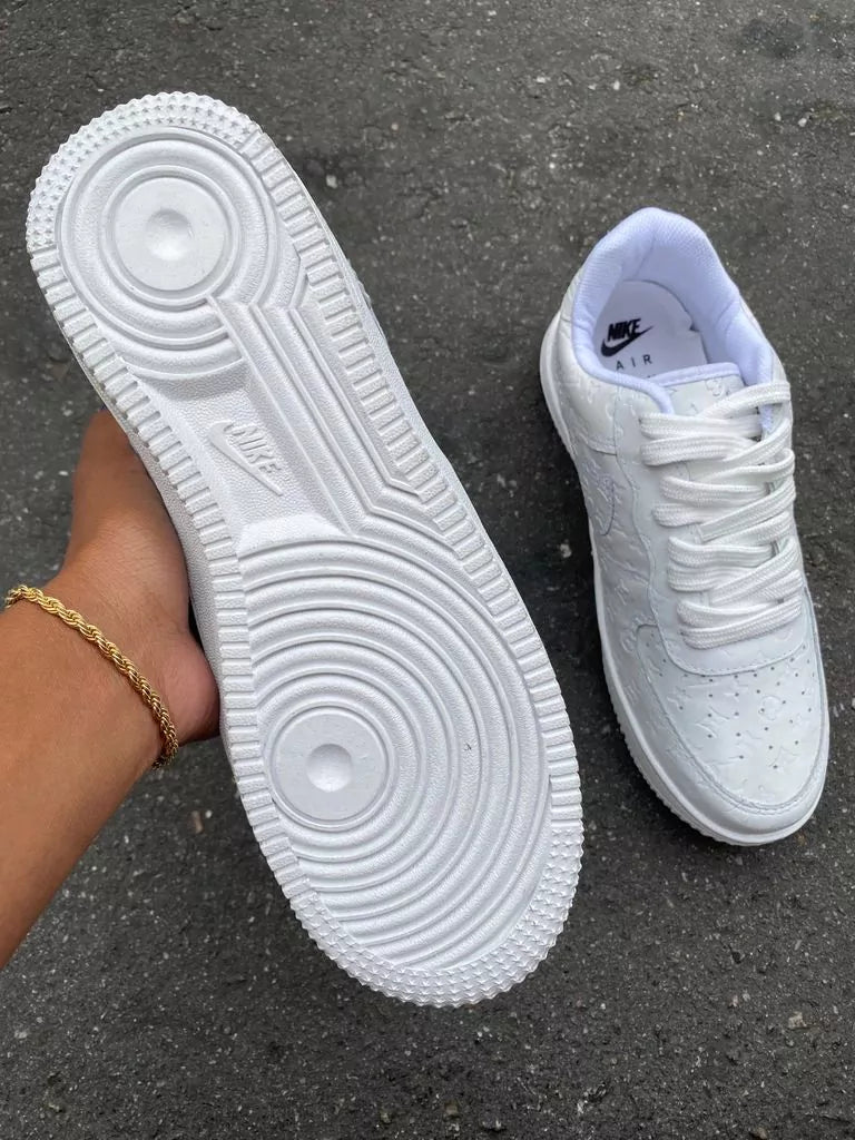 Tênis Nike Air Force 1 Collab Louis Vuitton