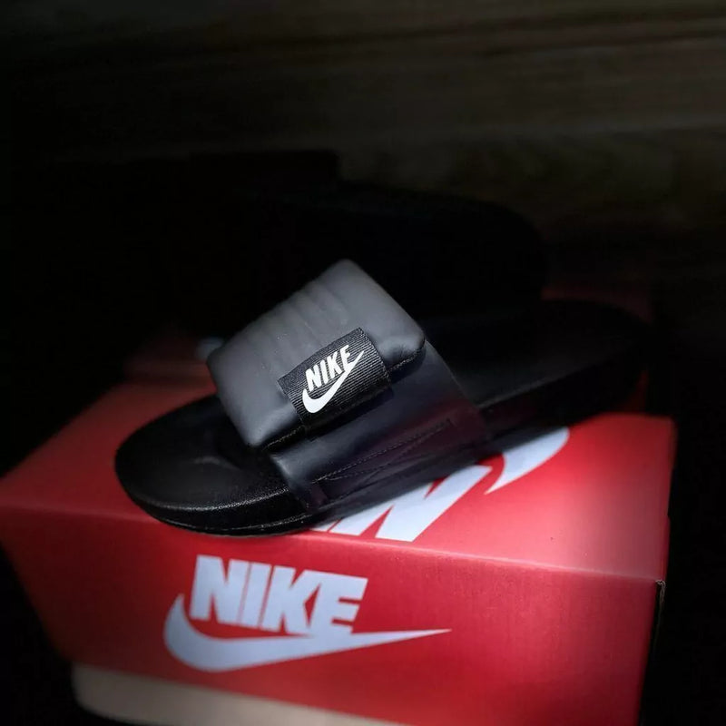 Nike Offcourt Adjust Slide