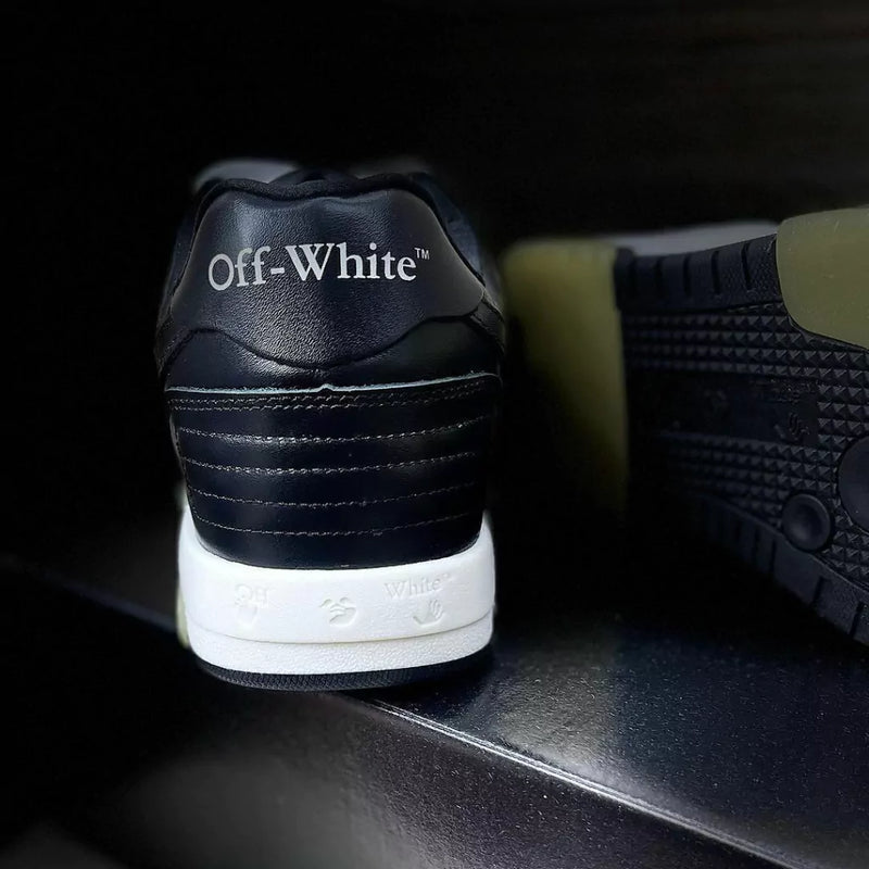 Tênis Off-White Out Of Office Patent Leather