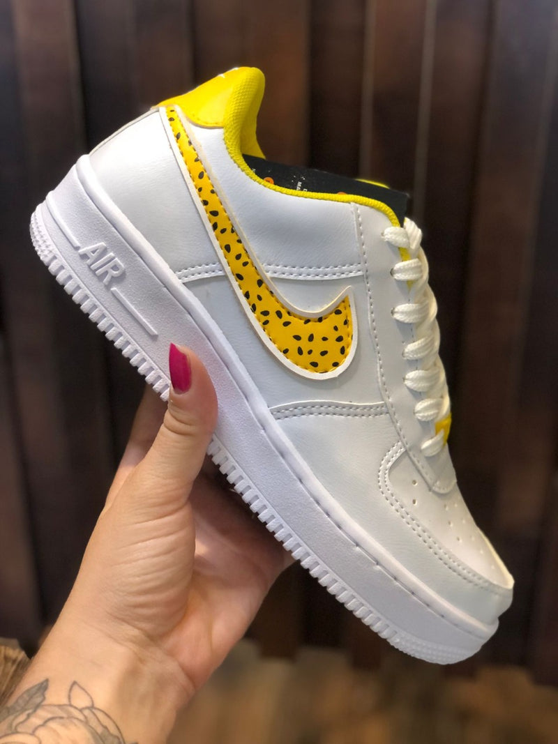 Tênis Nike Air Force 1 Tropical