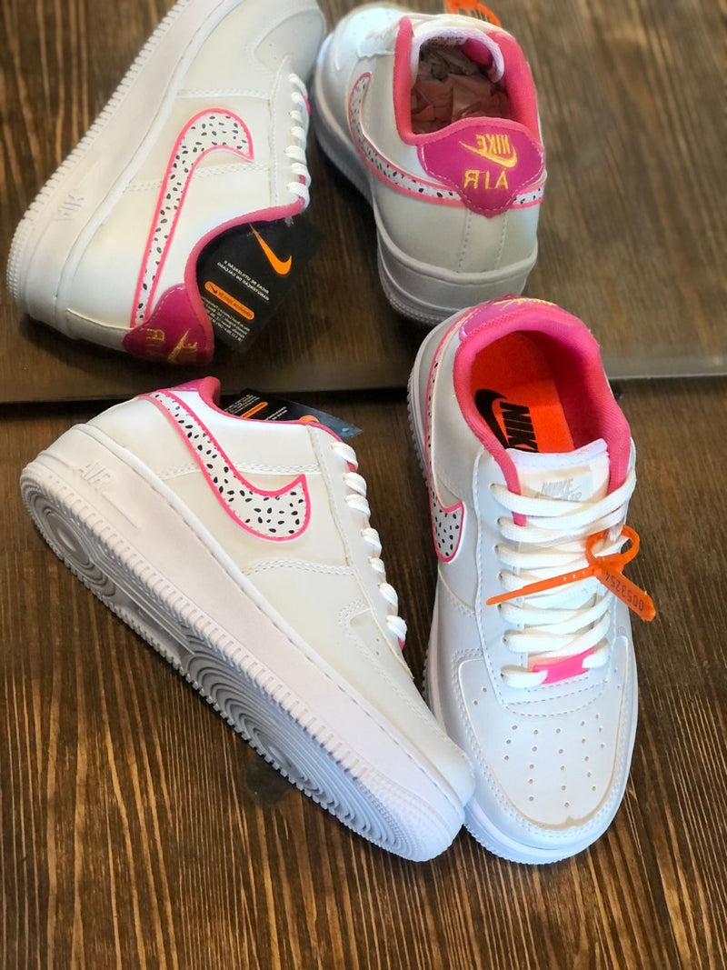 Tênis Nike Air Force 1 Tropical