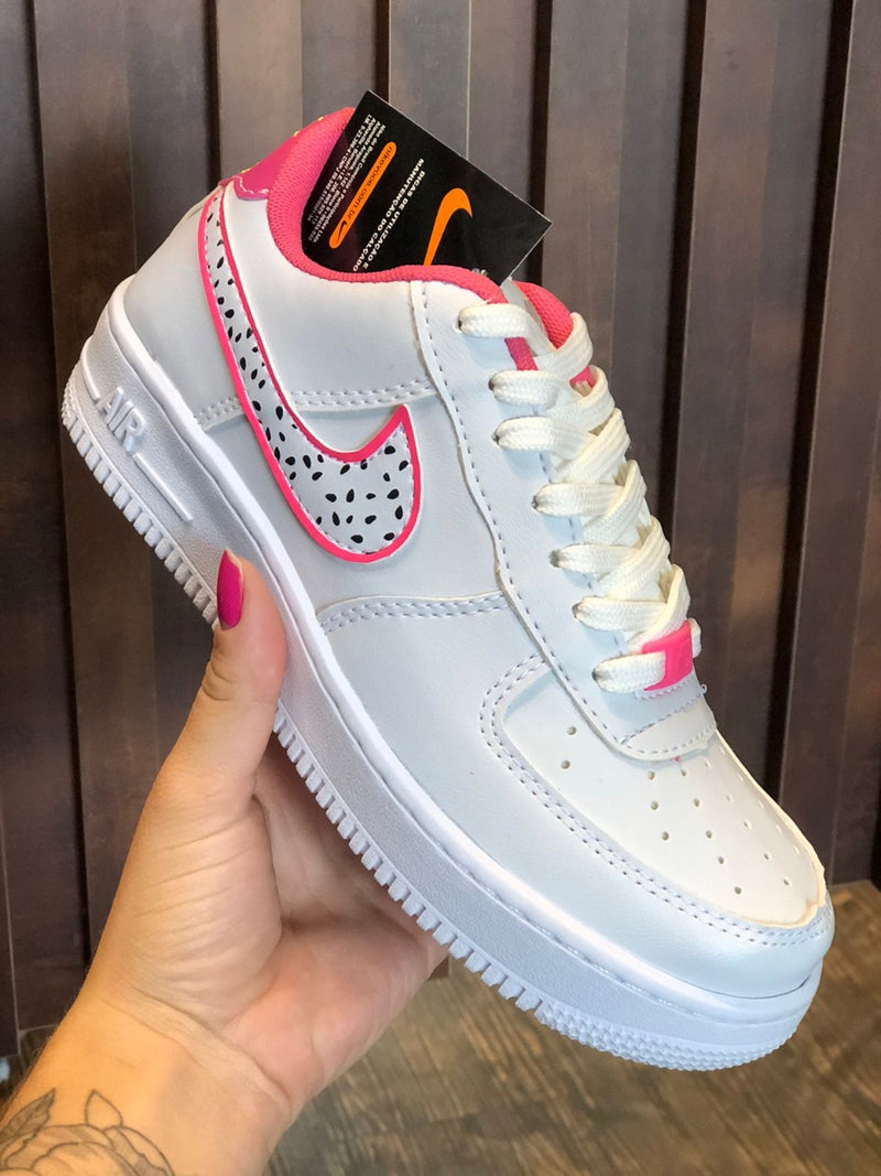 Tênis Nike Air Force 1 Tropical