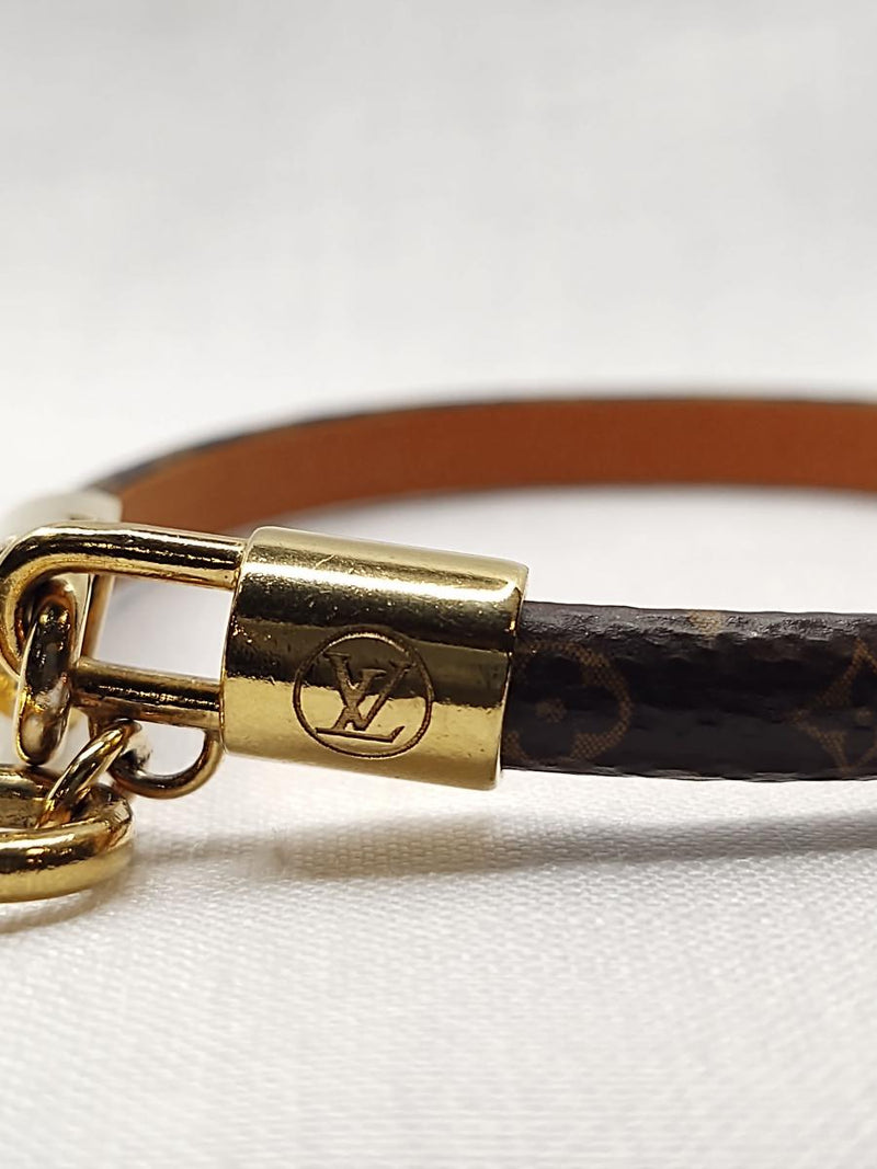 Bracelete Louis Vuitton com Charm