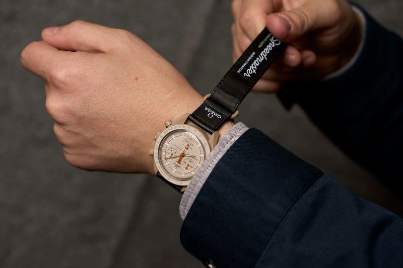 Relógio Swatch Moonswatch Mission To Sun