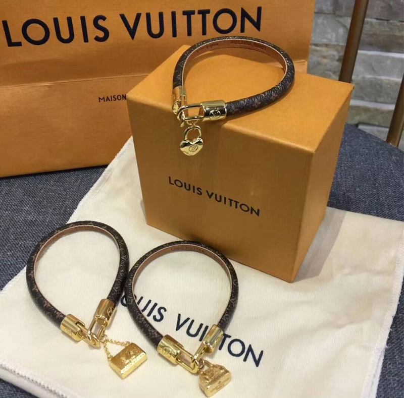 Bracelete Louis Vuitton com Charm