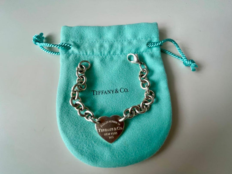 Pulseira com Berloque de Coração Tiffany & Co.